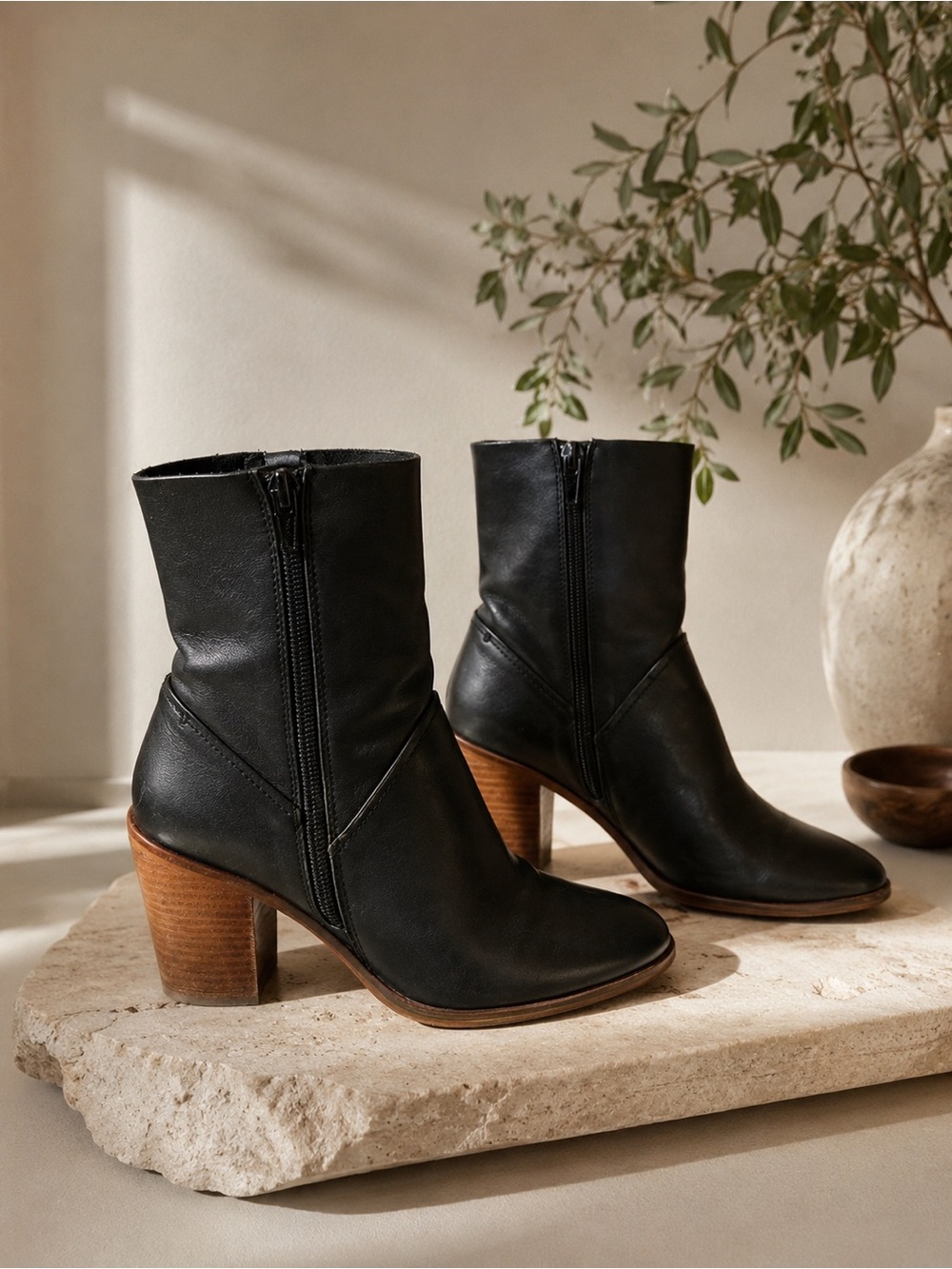 ALDO Black Leather Ankle Boots | Size 6 | Excellent Condition